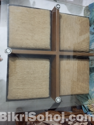 4 stool glass top table